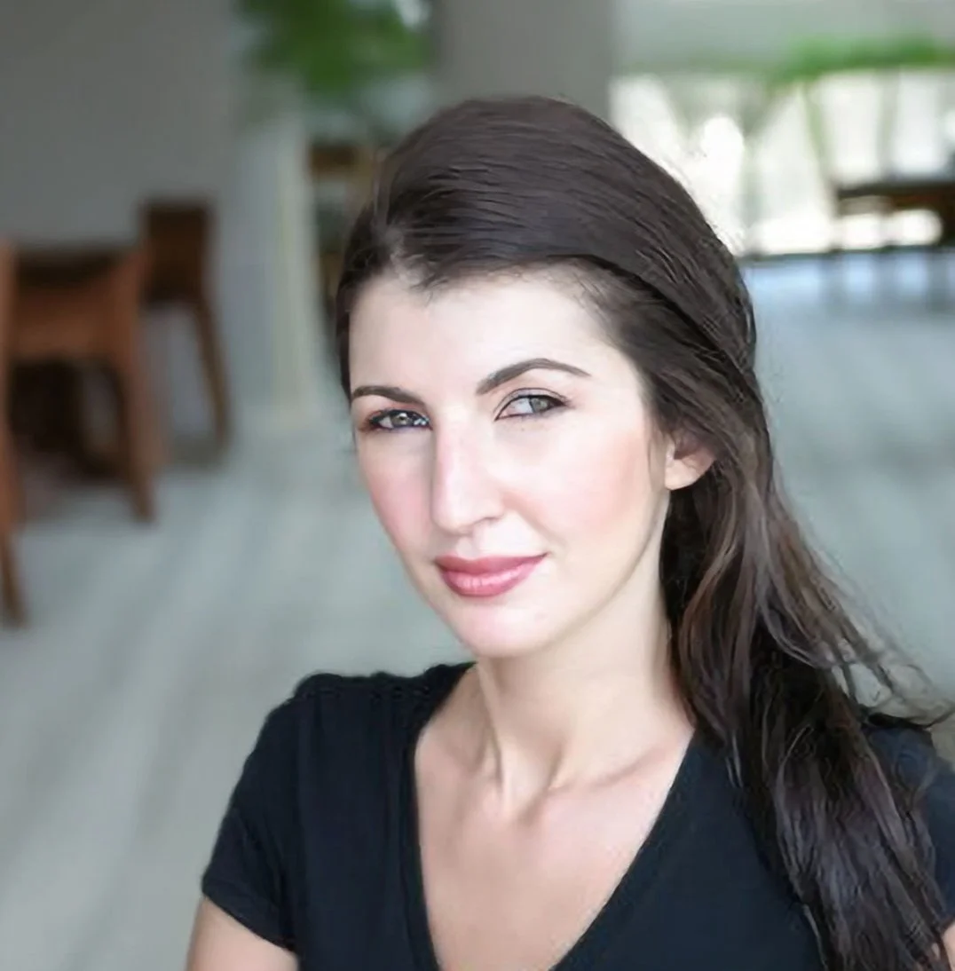Headshot of Fiorella DiCarlo, registered dietitian